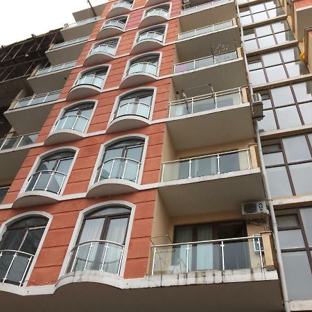 Appartment Giorgi Batumi Eksteriør bilde