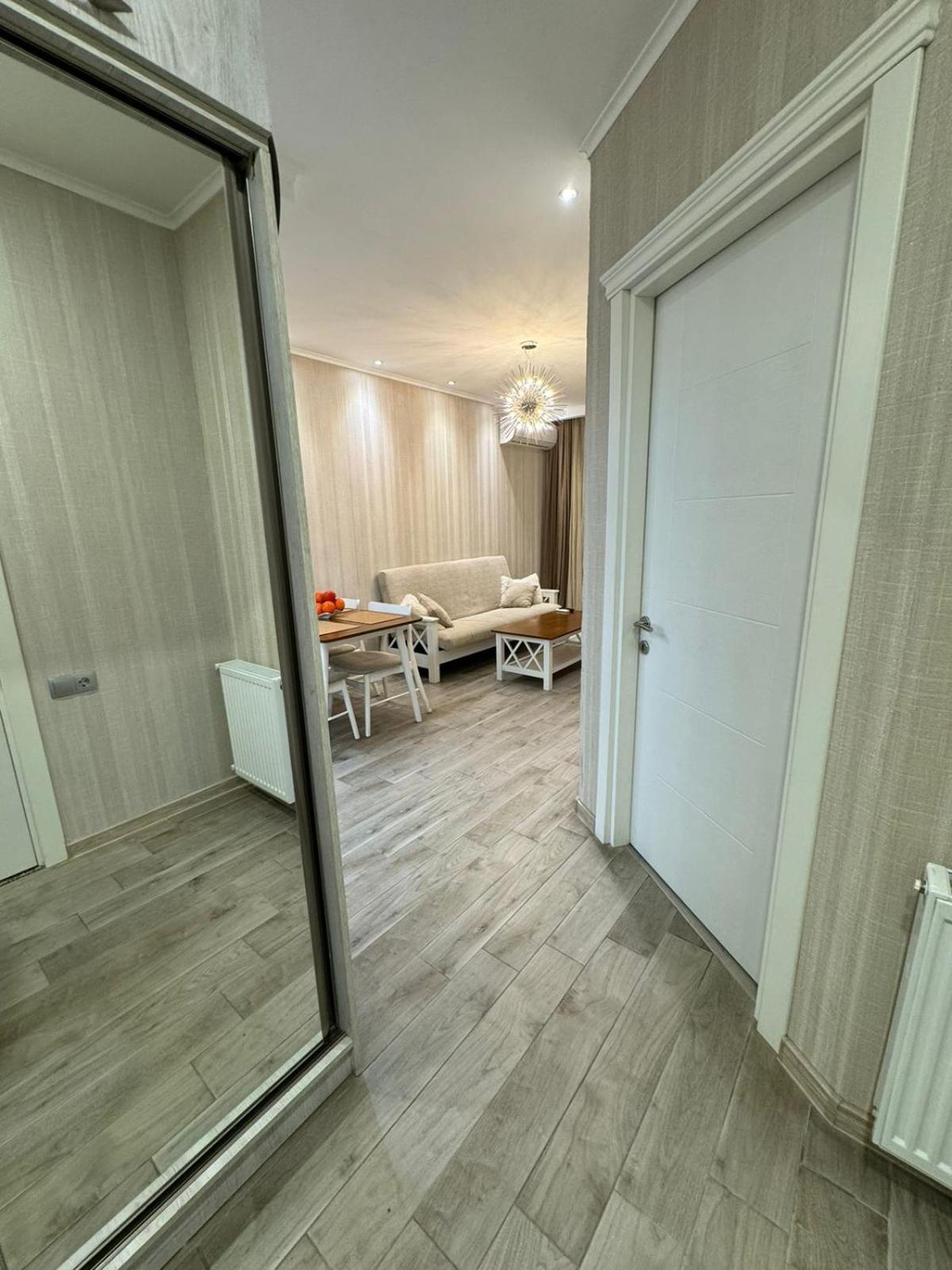 Appartment Giorgi Batumi Eksteriør bilde