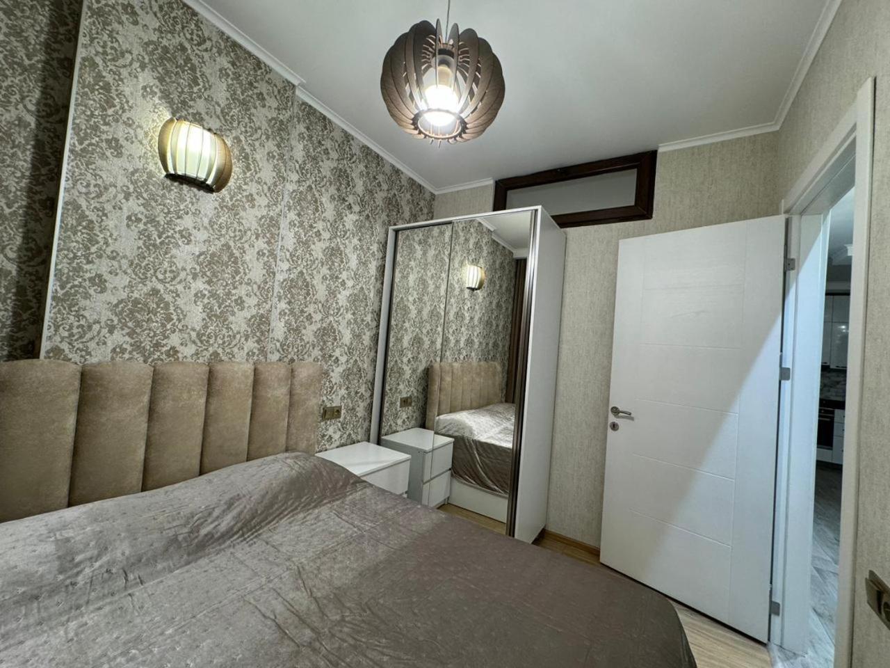 Appartment Giorgi Batumi Eksteriør bilde