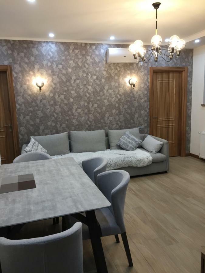Appartment Giorgi Batumi Eksteriør bilde