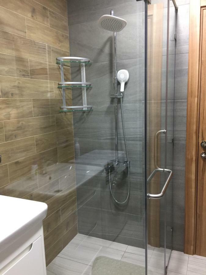 Appartment Giorgi Batumi Eksteriør bilde